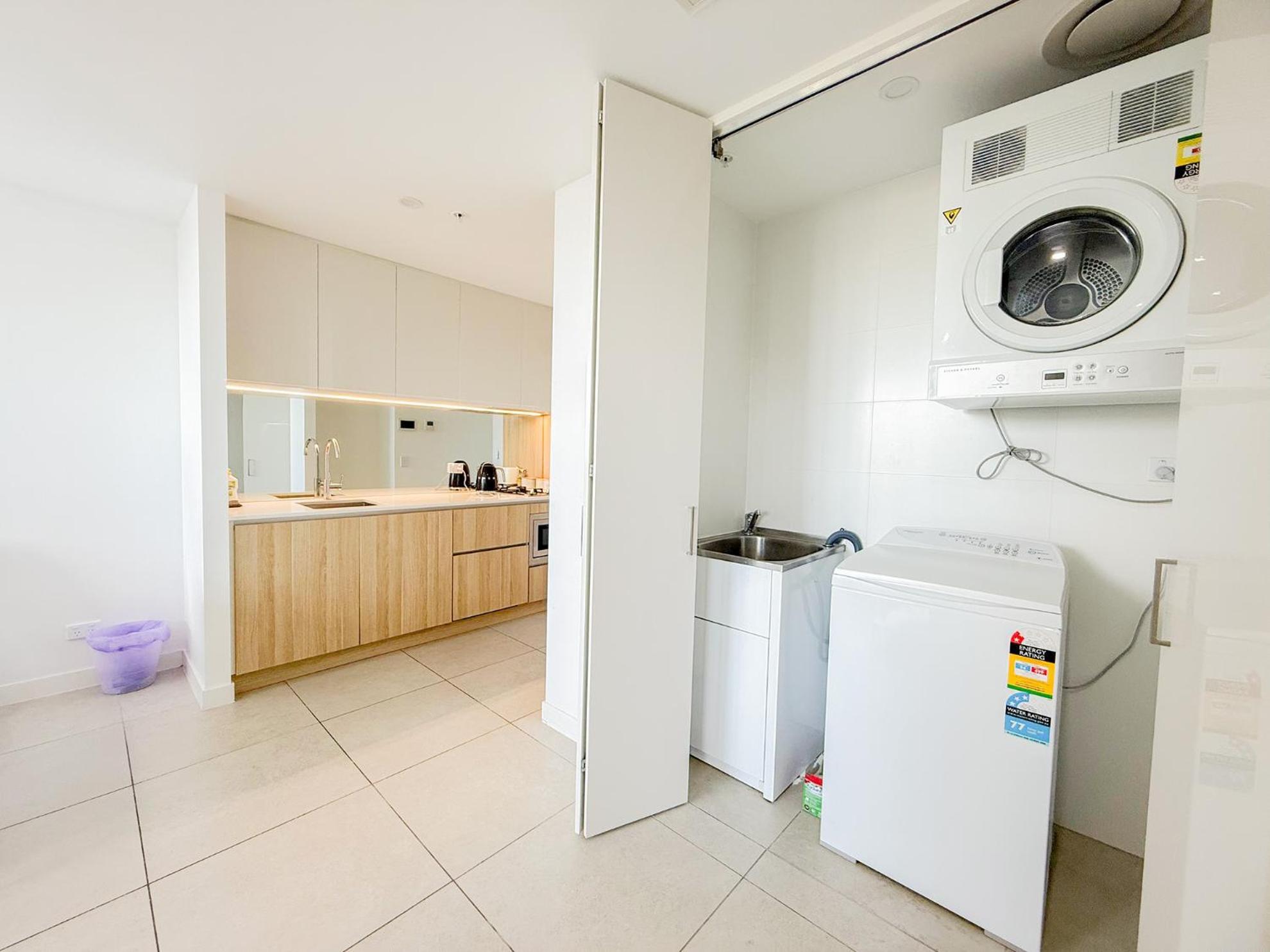 Burwood Studios At St Luke Square ซิดนีย์ ภายนอก รูปภาพ